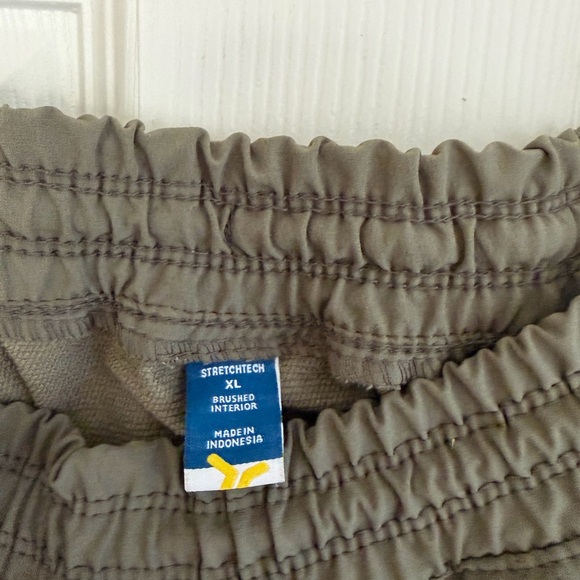 Old Navy Olive Green Women's Stretchtech Pants - Size XL - Picture 3 of 4